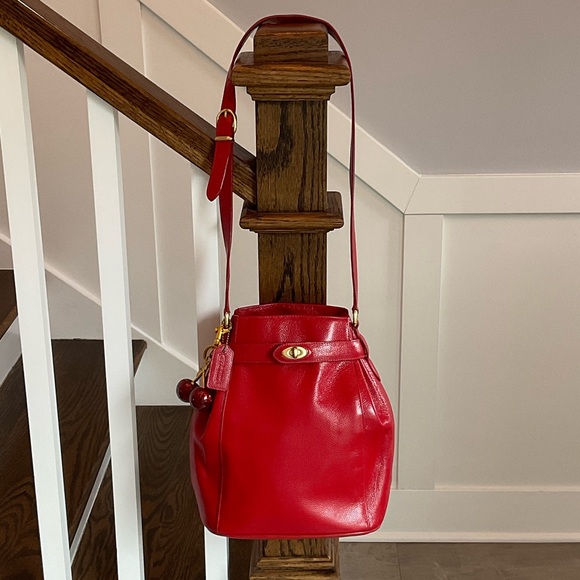 Coach Handbags - COACH Vintage Leather Madison Bucket Bag